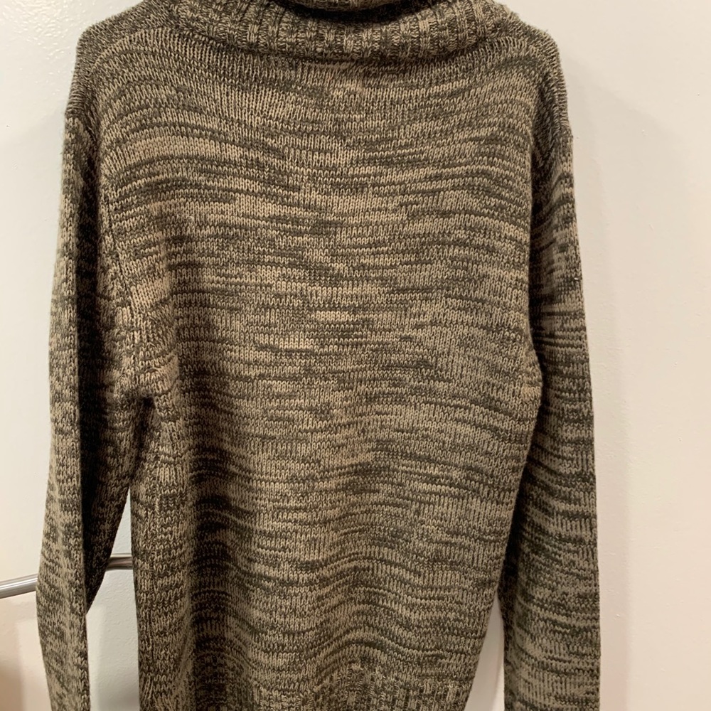 Sweater - Picture 2 of 3